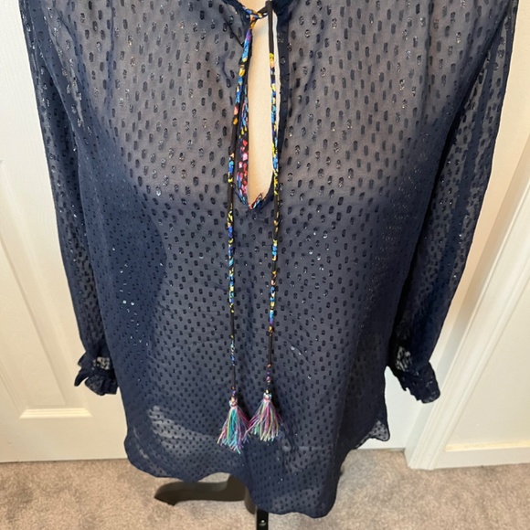 Robert Graham size L silk blend top - Picture 13 of 15